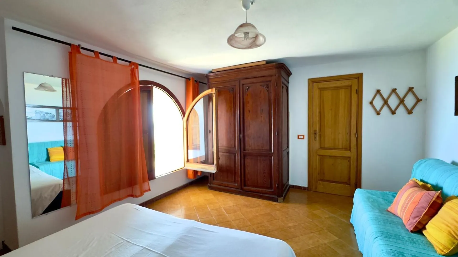 Casa Marina, Con Vista Mozzafiato Sulle Isole Eolie Villa Malfa  0*, Malfa (Salina)